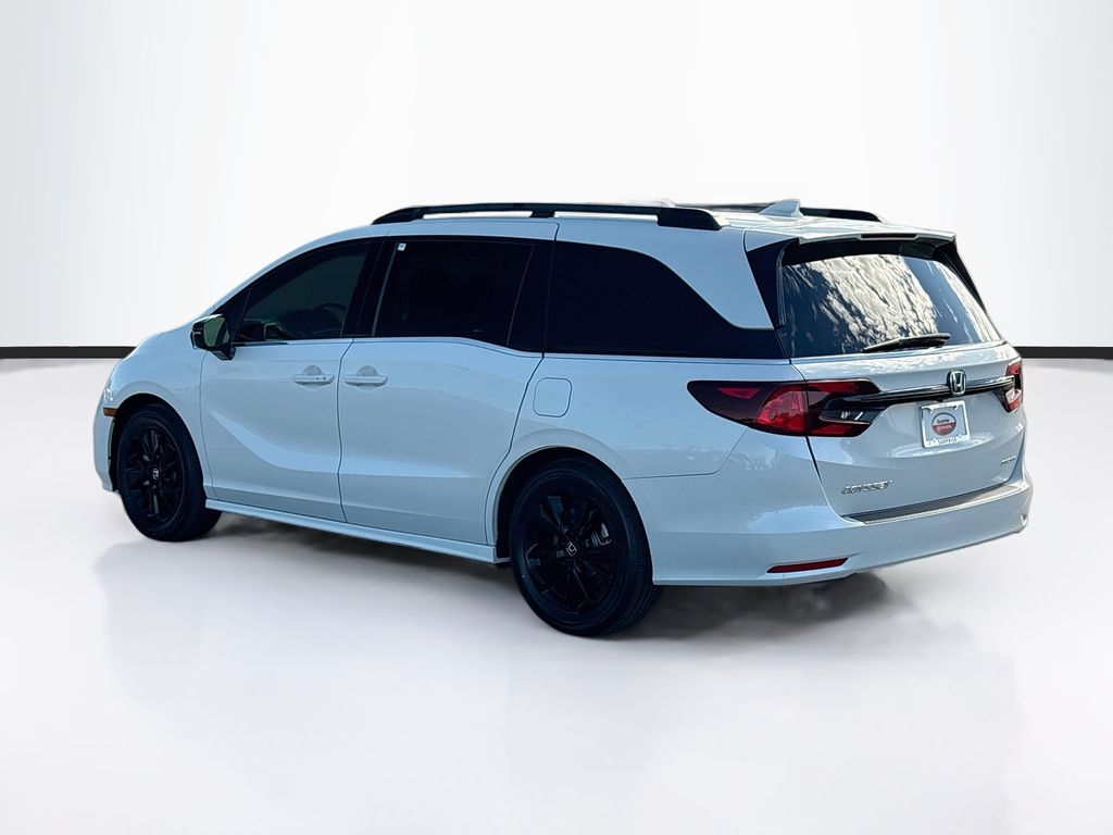 Thumbnail: 2023 Honda Odyssey - 7