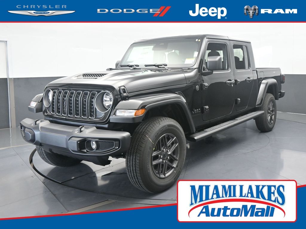 2026 Jeep Gladiator Sport S's photo