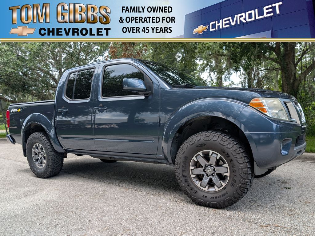 Arctic Blue Metallic 2017 Nissan Frontier Pickup Truck Four-Wheel Drive 5-Speed Automatic Overdrive