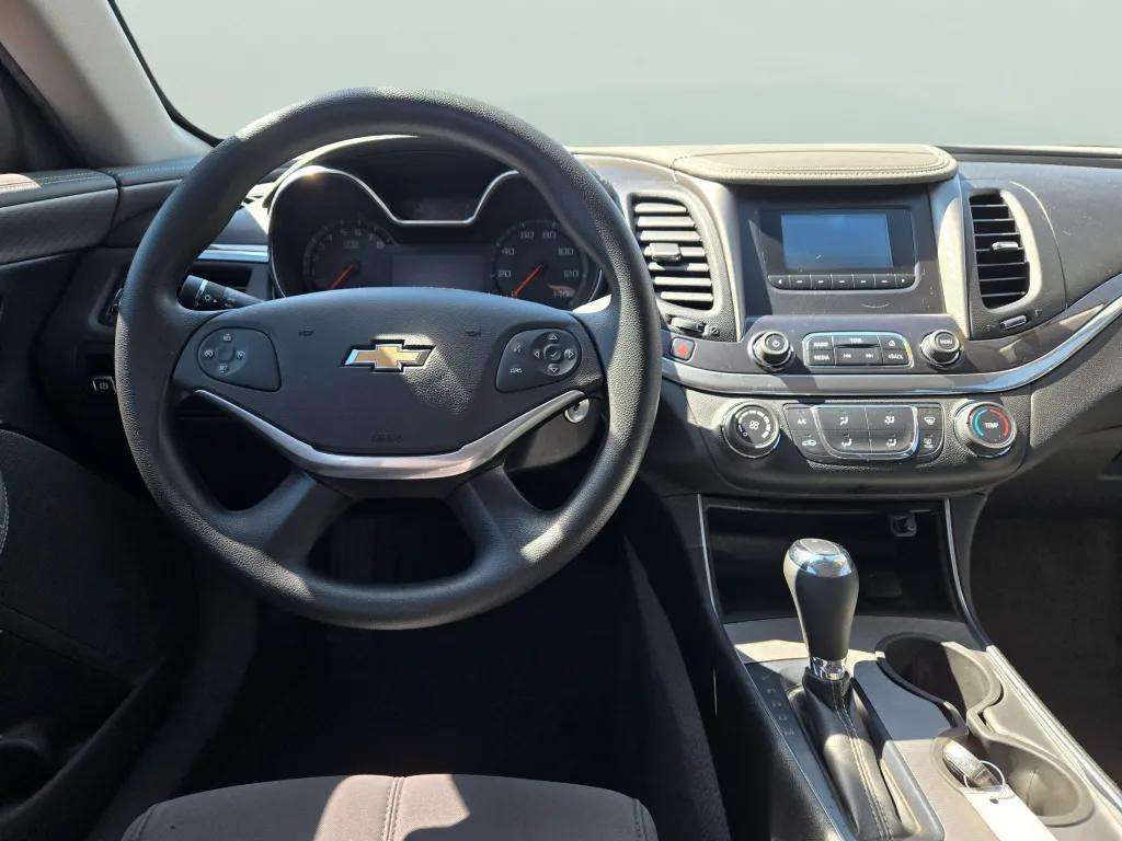 Used 2016 Blue Velvet Metallic Chevrolet LS image 10