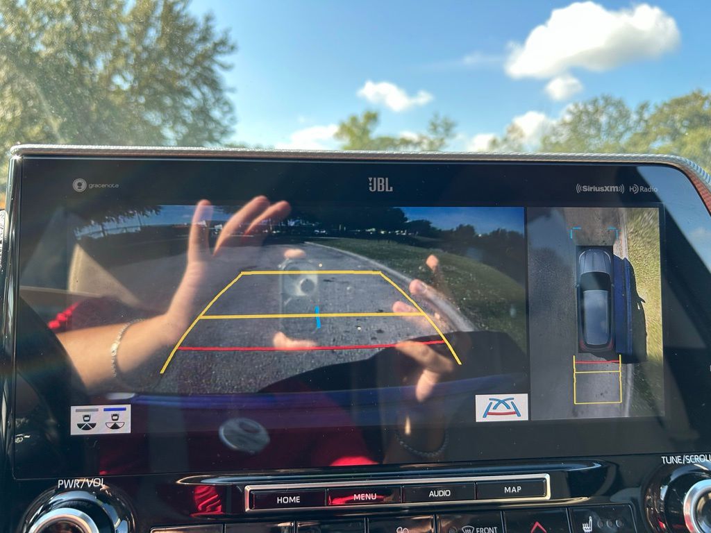 Thumbnail: 2021 Toyota Highlander - 26