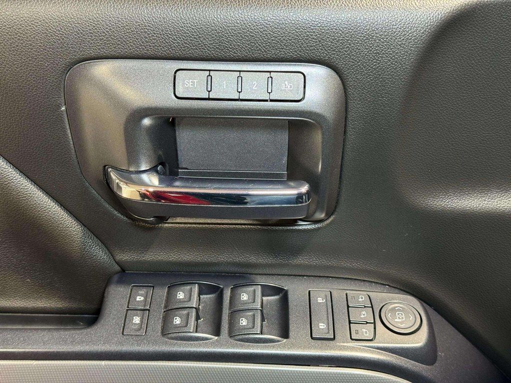 Used 2018 Red Hot Chevrolet LTZ image 9