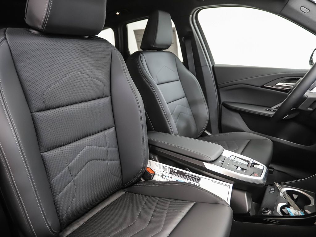 2025 BMW X1 xDrive28i 30