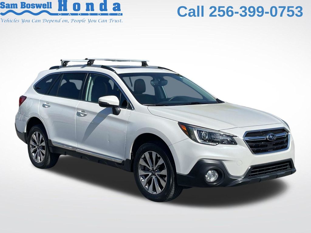 Crystal White Pearl 2018 Subaru Outback 2.5i Touring AWD Wagon All-Wheel Drive Continuously Variable Transmission