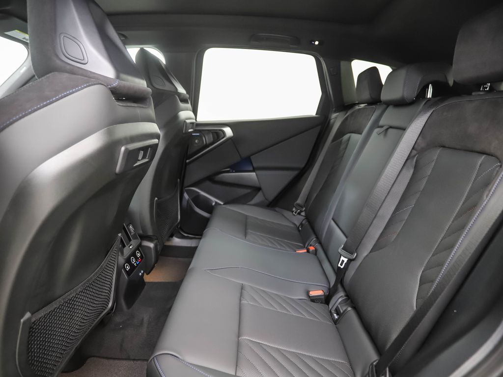 2025 BMW X3 3.0i 21