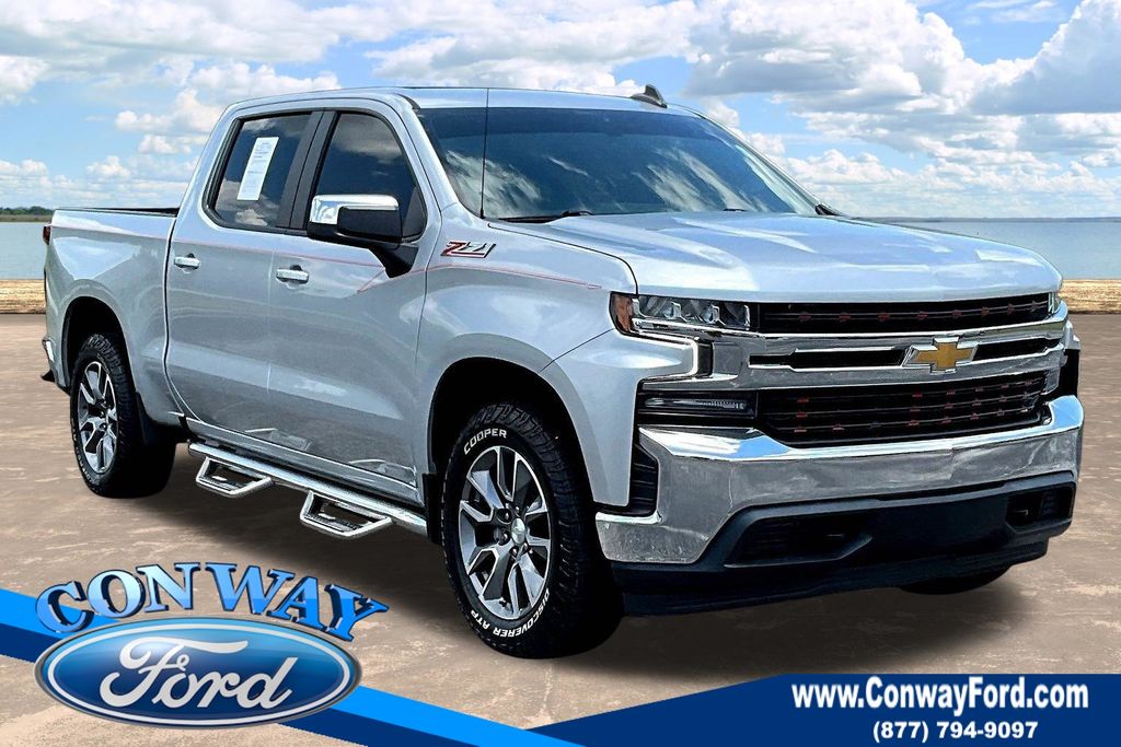 Silver Ice Metallic 2021 Chevrolet Silverado 1500 Pickup Truck Four-Wheel Drive 8-Speed Automatic