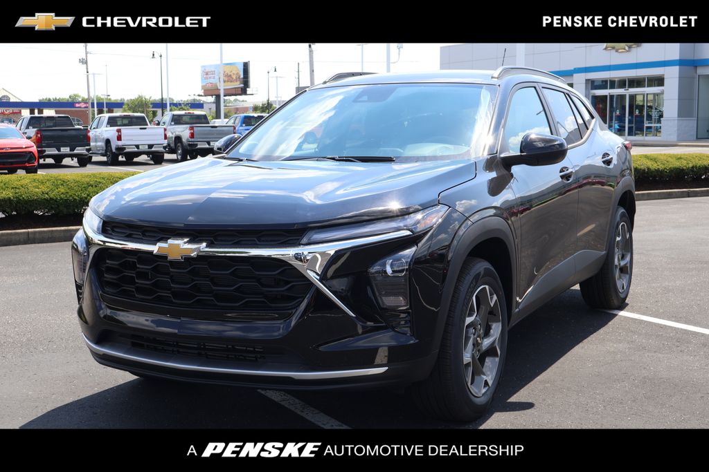 Thumbnail: 2025 Chevrolet Trax - 1