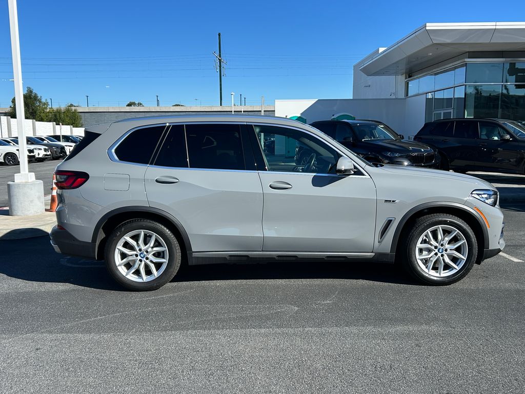 Thumbnail: 2023 BMW X5 - 6