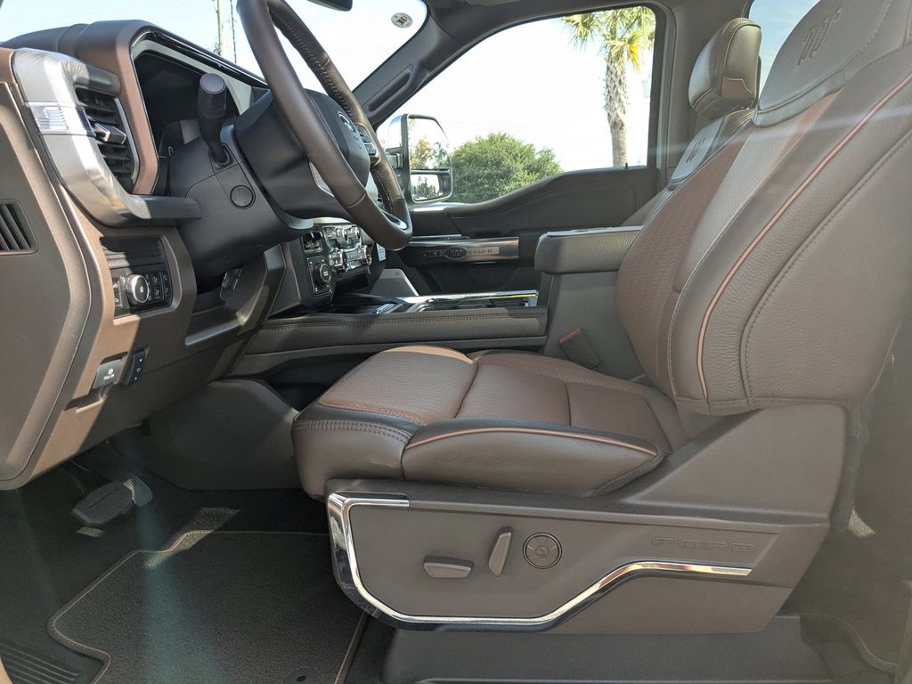 2026 Ford Super Duty F-350 SRW King Ranch