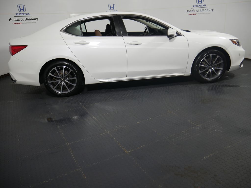 Thumbnail: 2018 Acura TLX - 4