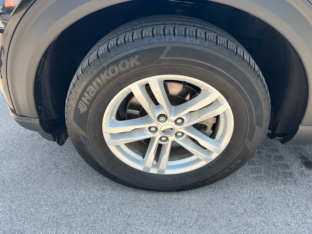 Used 2024 Ford Explorer SUV