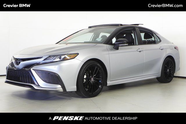 2022 Toyota Camry XSE V6 1