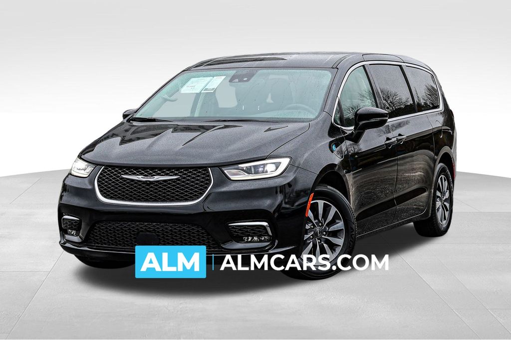 2024 Chrysler Pacifica Hybrid Select FWD
