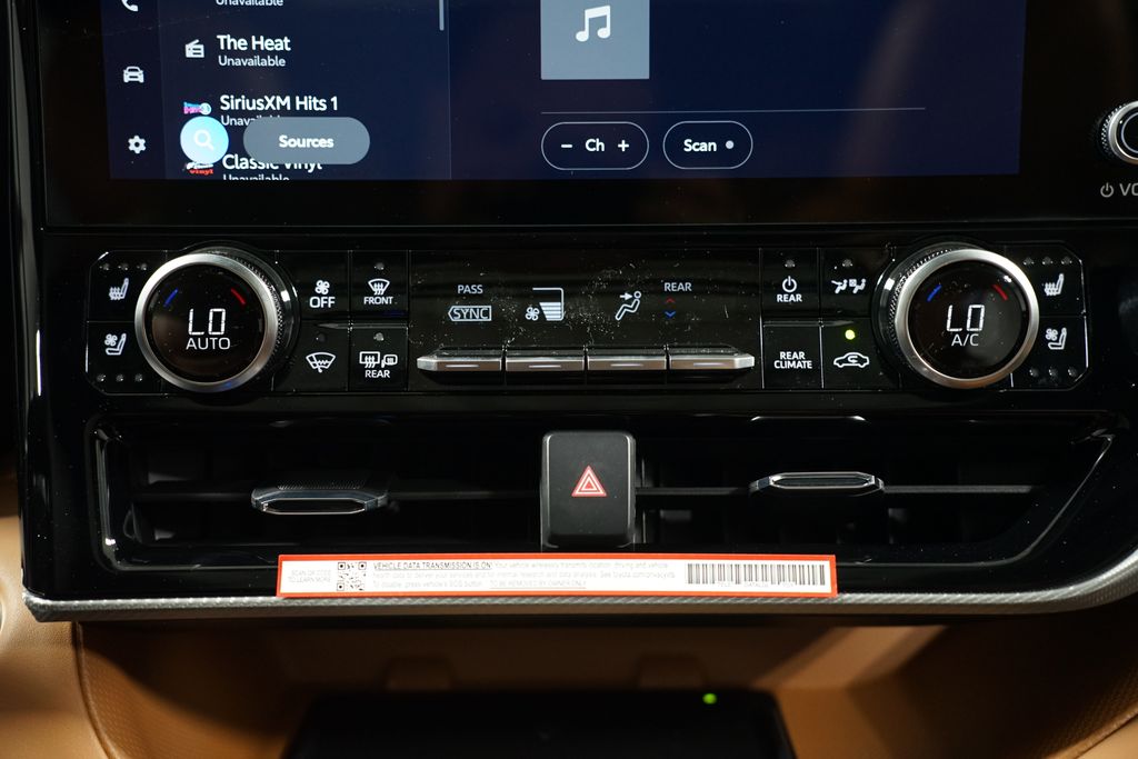 2025 Toyota Highlander Platinum 21