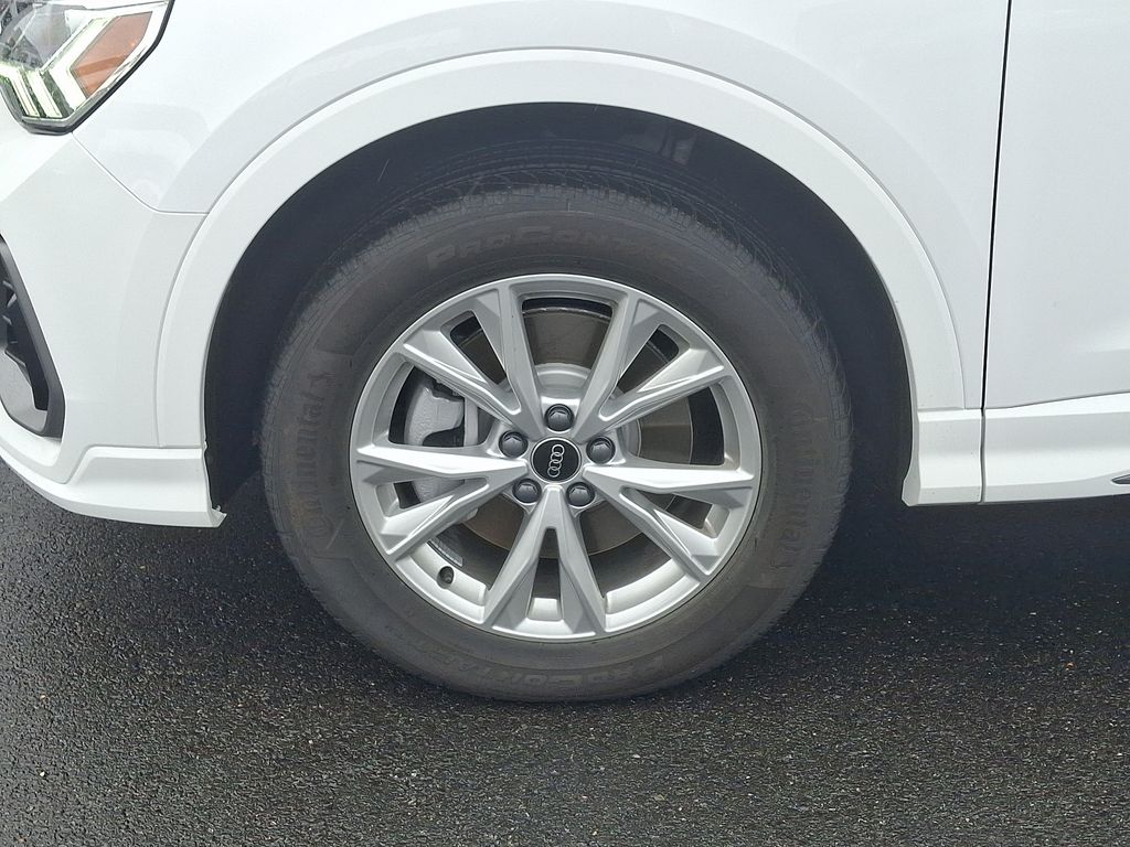 2024 Audi Q3  5