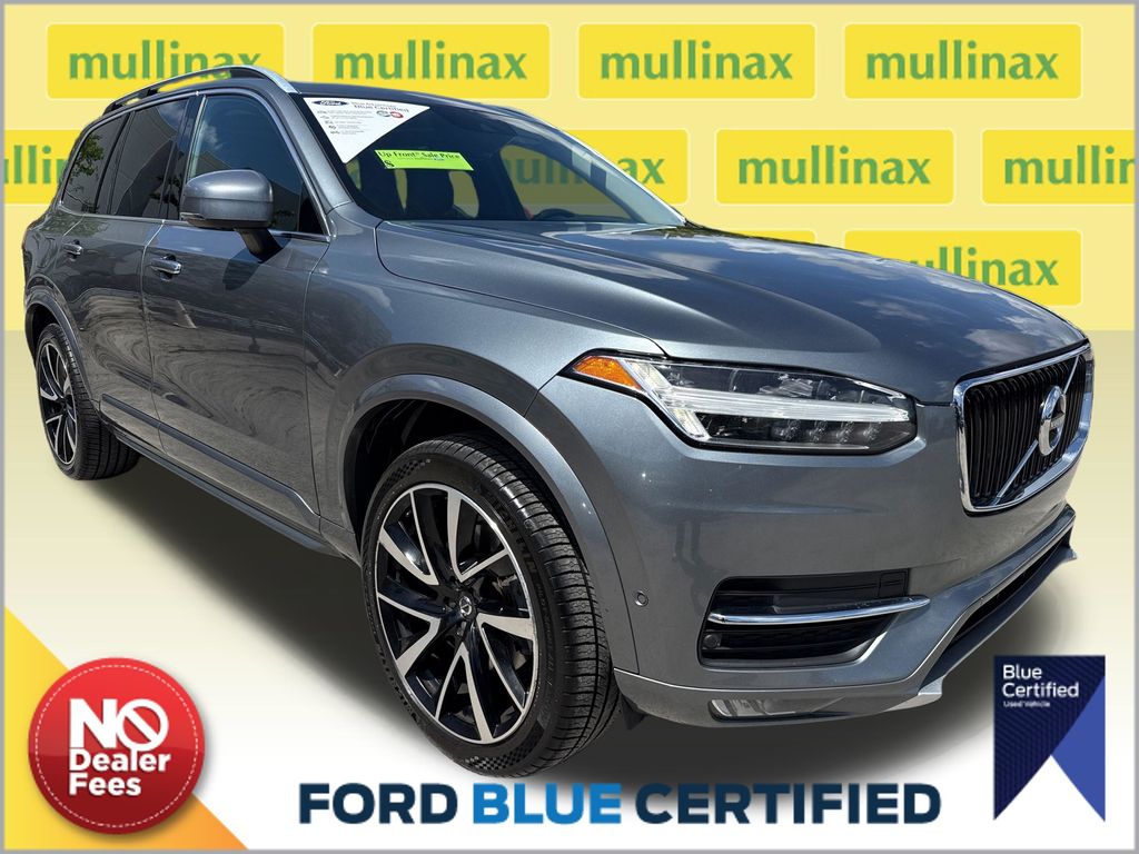 2018 Volvo XC90 T6 Momentum AWD