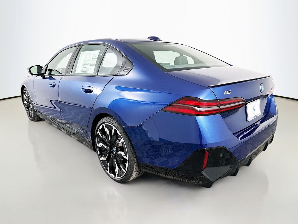 Thumbnail: 2026 BMW i5 - 7