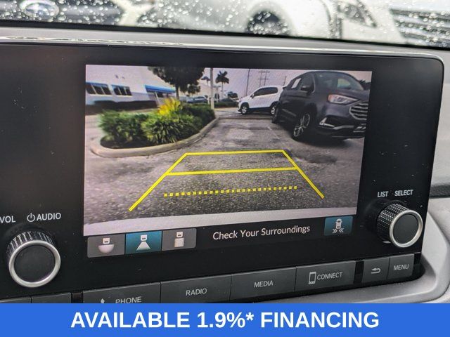 Certified Used 2025 White Honda SE image 28