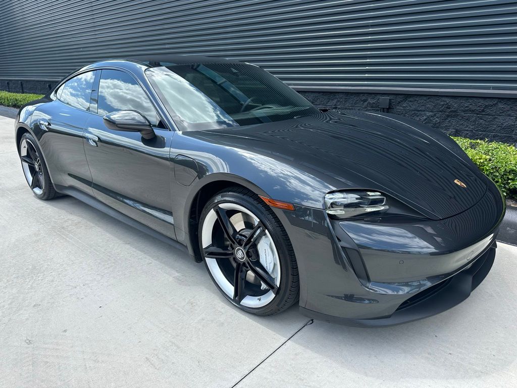 Thumbnail: 2020 Porsche Taycan - 11