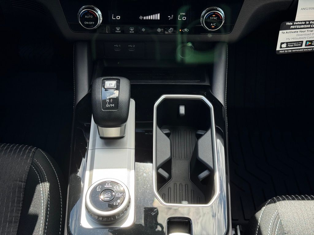 New 2025 Mitsubishi Outlander SUV