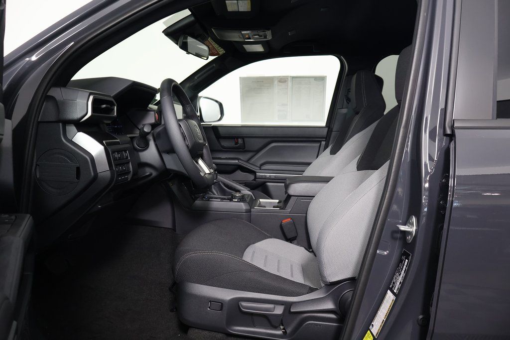 Thumbnail: 2025 Toyota 4Runner - 10