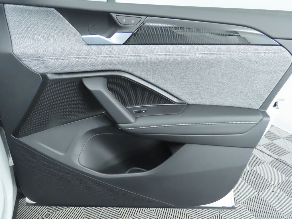 Thumbnail: 2026 Volkswagen Tiguan - 25