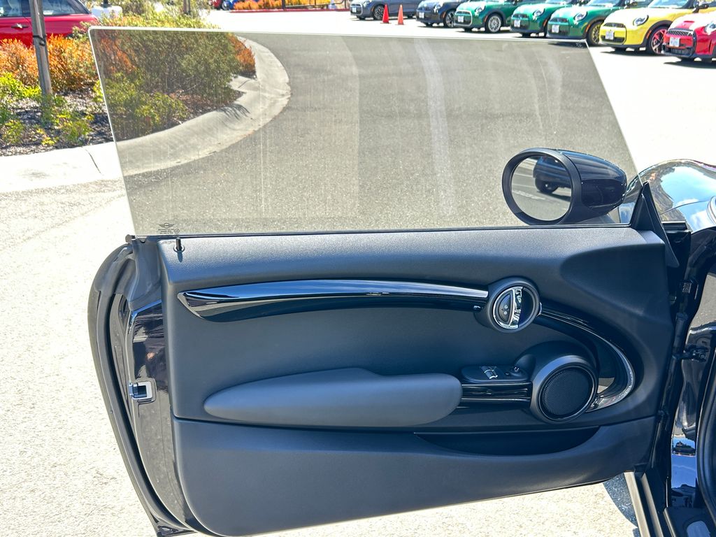 Thumbnail: 2021 MINI Cooper - 11