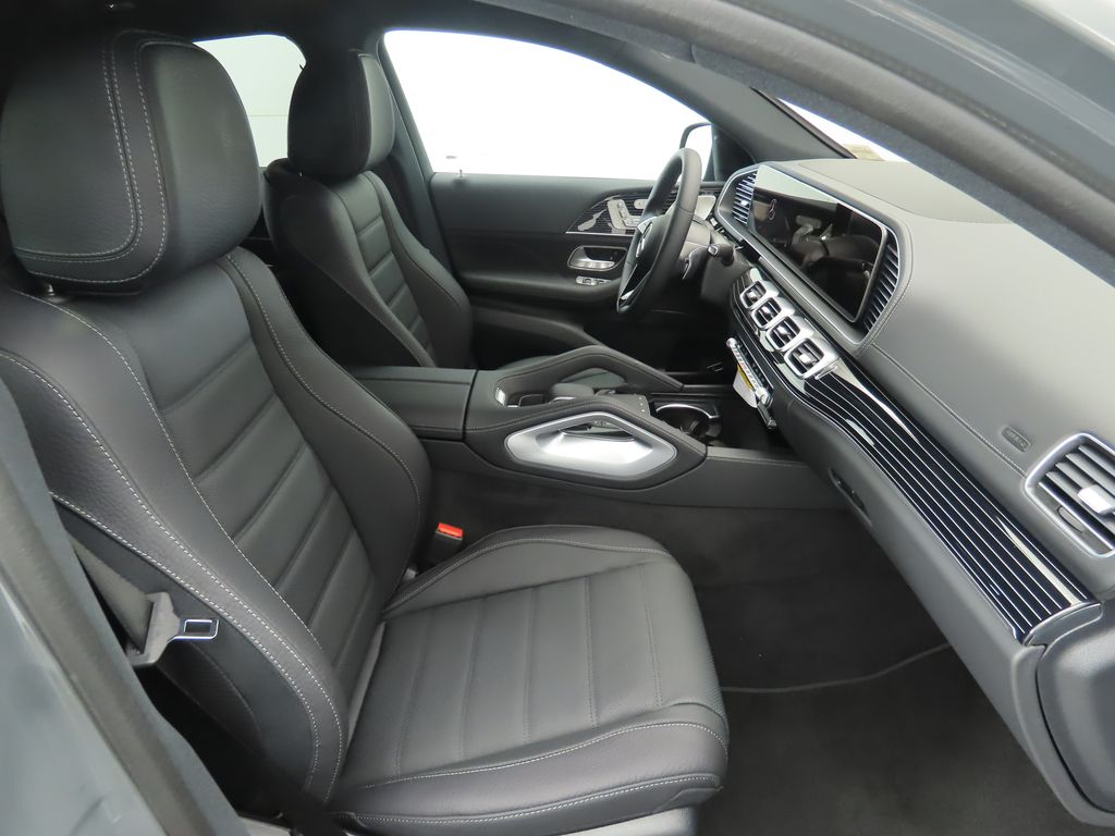 Thumbnail: 2026 Mercedes-Benz GLE - 22