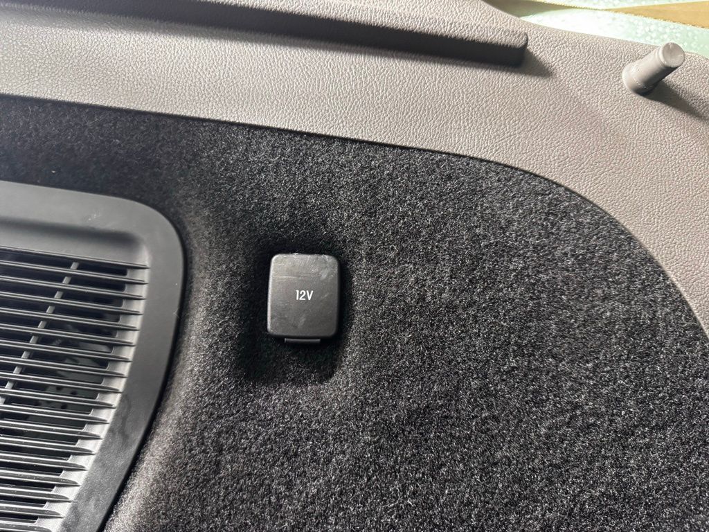 Certified Used 2024 White Lincoln Premiere image 19