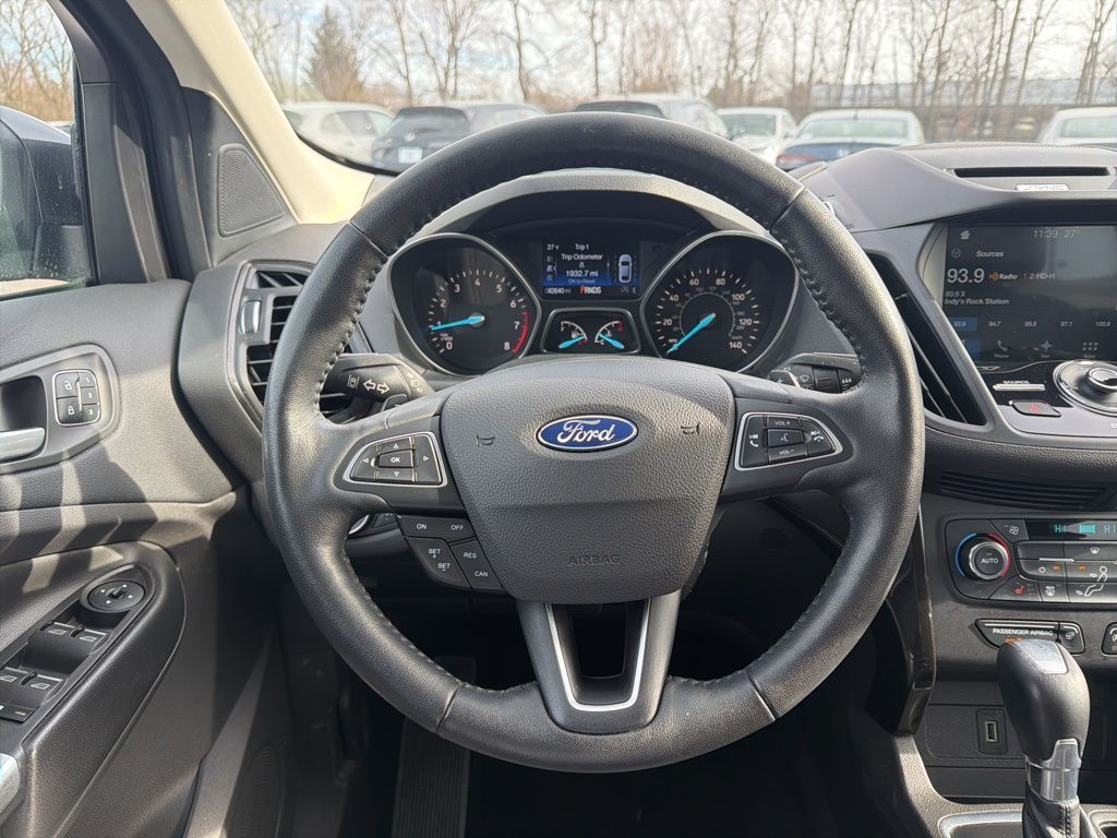 Thumbnail: 2017 Ford Escape - 13