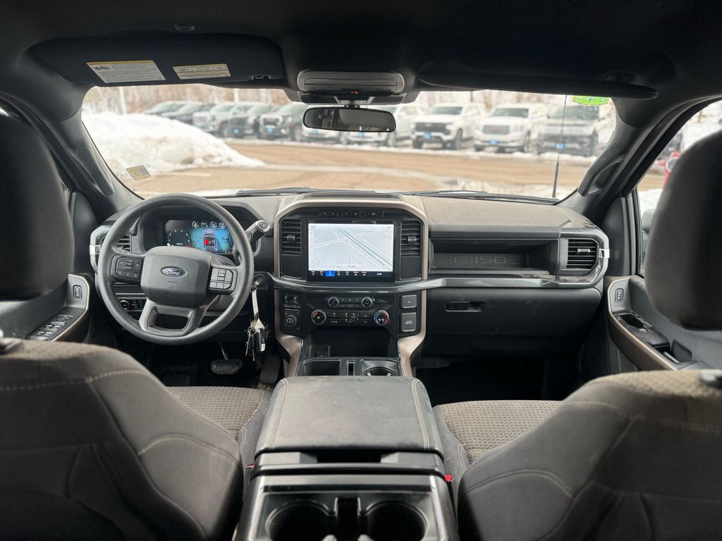 View vehicle photo 5