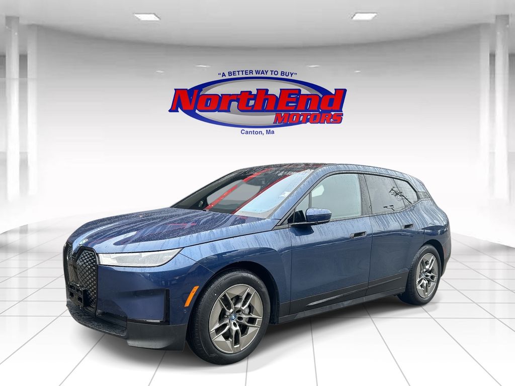 View vehicle photo 7