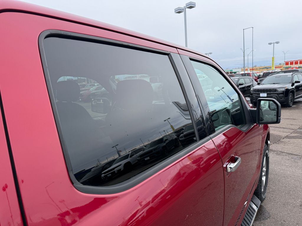Used 2018 Red Ford XLT image 13