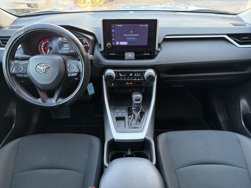 Thumbnail: 2023 Toyota RAV4 - 23