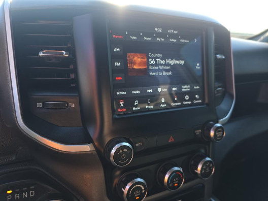 View vehicle photo 7