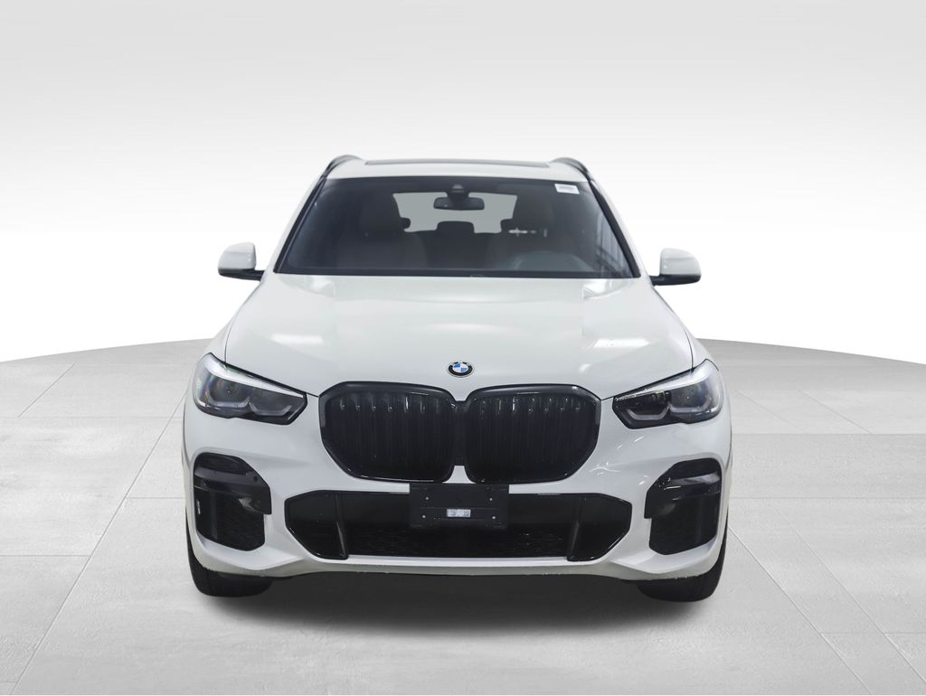2022 BMW X5 xDrive40i 8