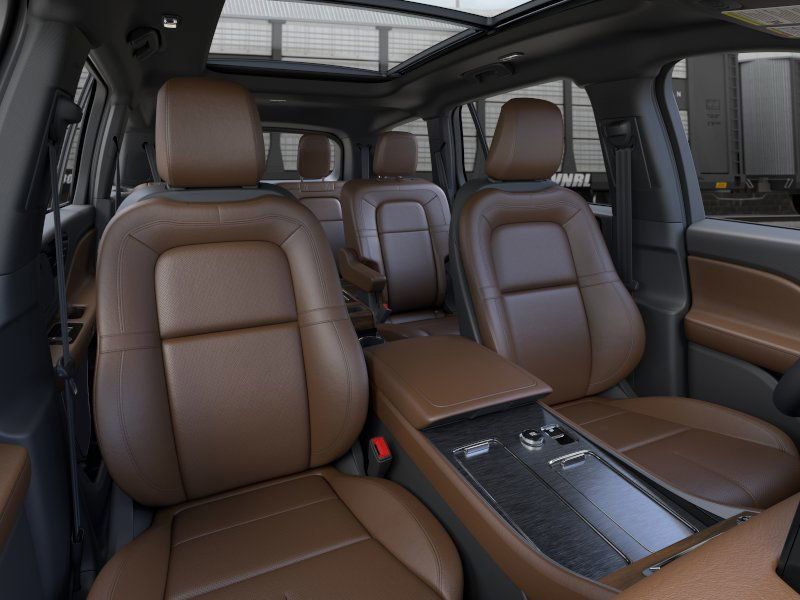 Thumbnail: 2025 Lincoln Aviator - 10