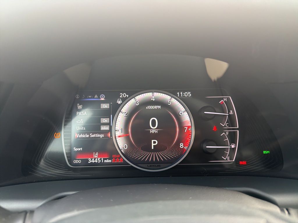 Thumbnail: 2022 Lexus ES - 28