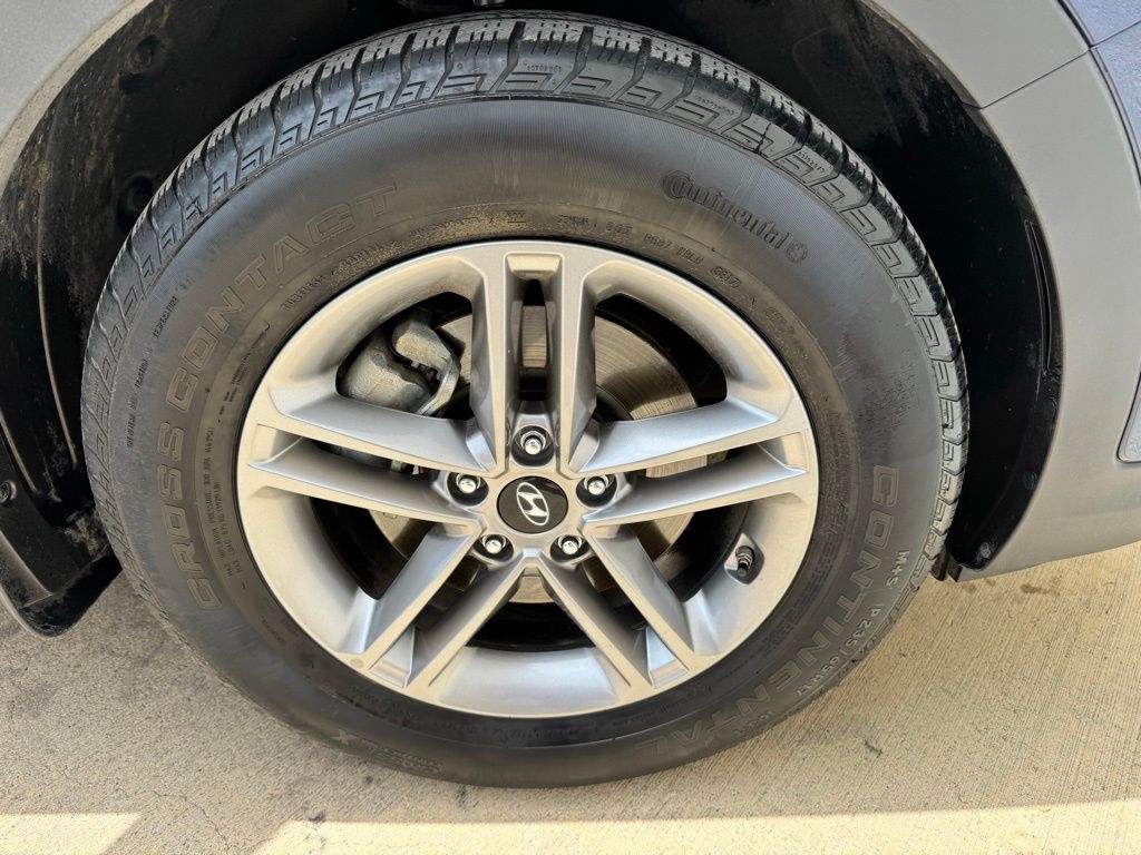 Used Car 2018 Hyundai Santa Fe Sport  2.4 Base For Sale Under $20,000 In Georgetown, Texas