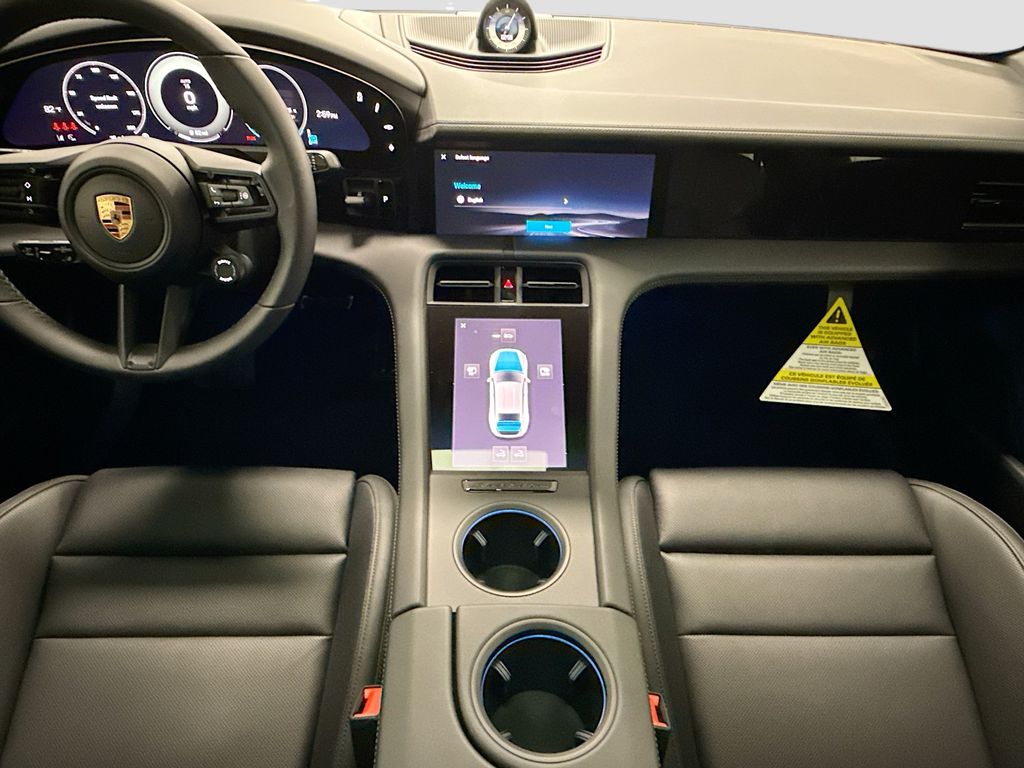 Thumbnail: 2026 Porsche Taycan - 15