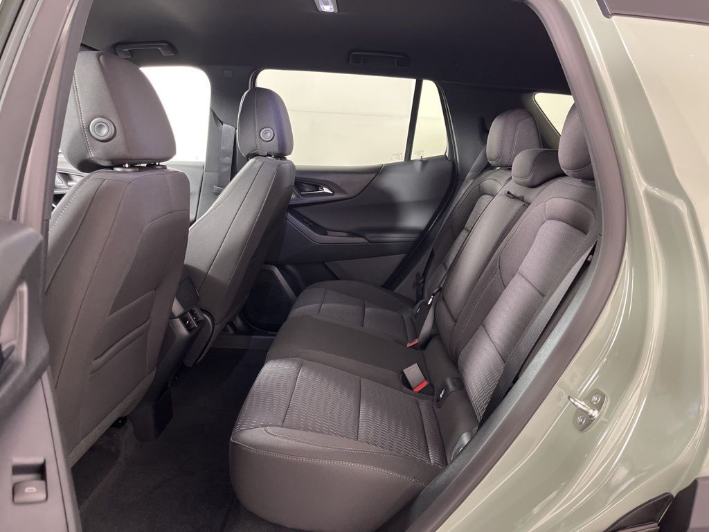 Thumbnail: 2026 Chevrolet Equinox - 19