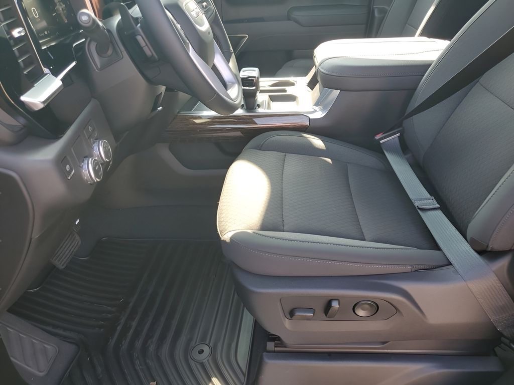 New 2026  GMC Elevation image 32