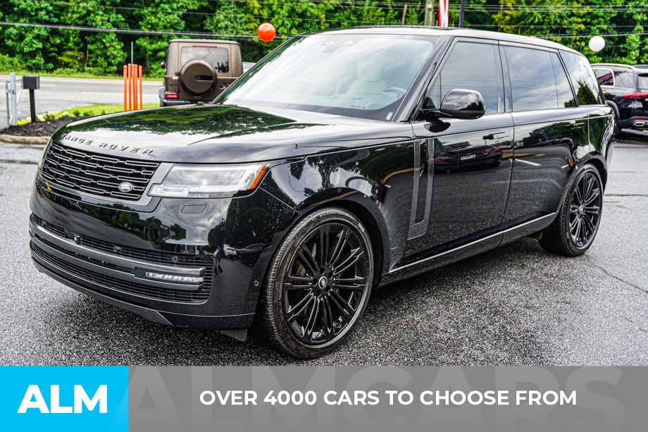Used 2025 Black Land Rover SE image 2