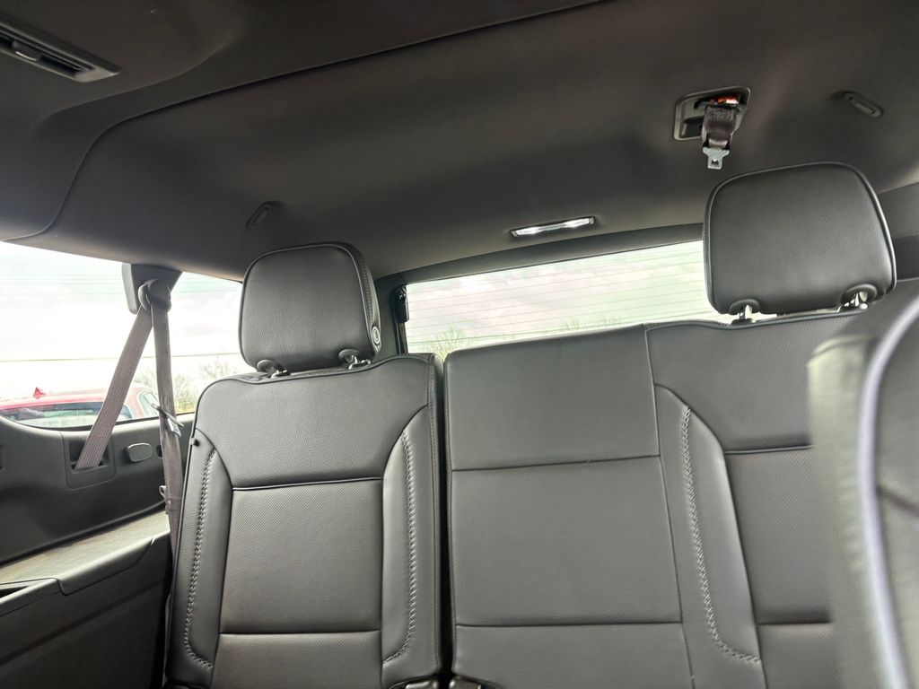 Used Car 2022 Gmc Yukon Xl  Denali For Sale Under $60,000 In Austin, Texas