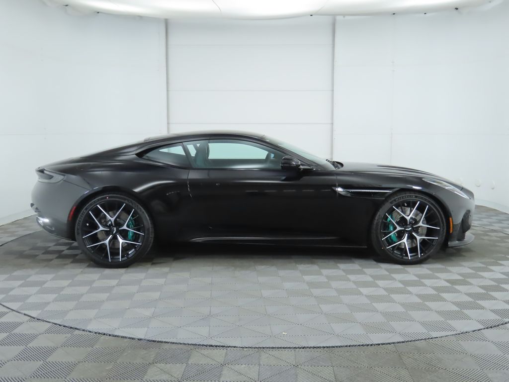 Thumbnail: 2025 Aston Martin DB12 - 4