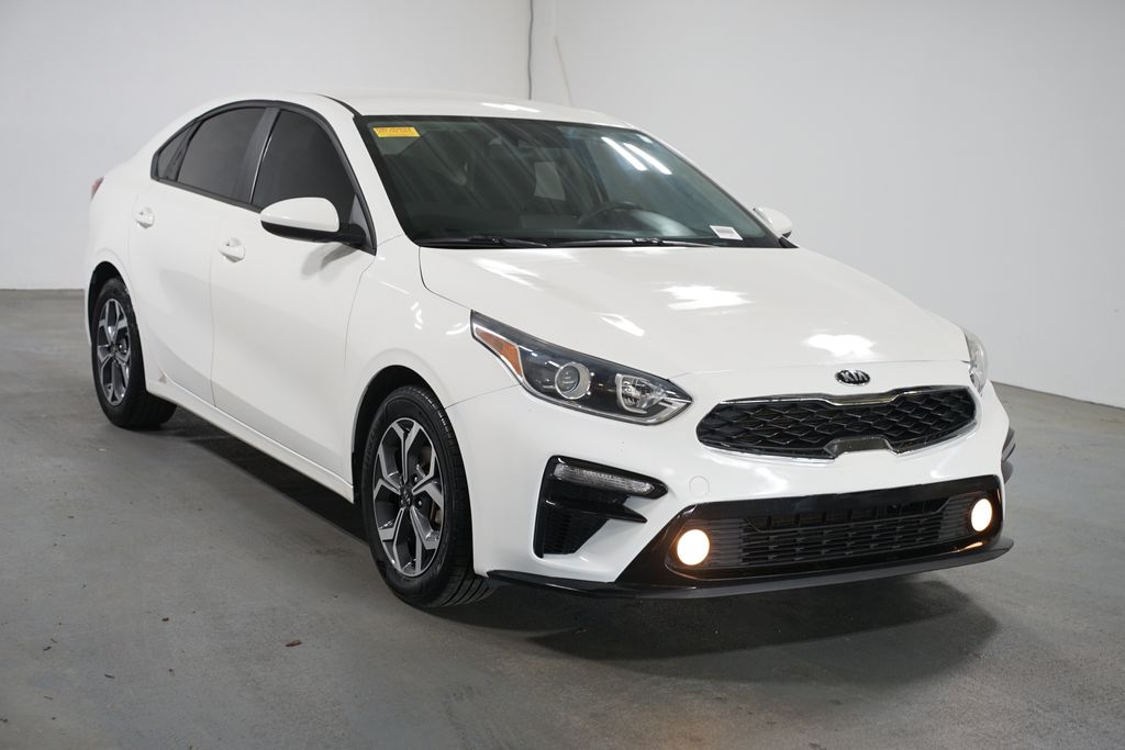 Thumbnail: 2021 Kia Forte - 3