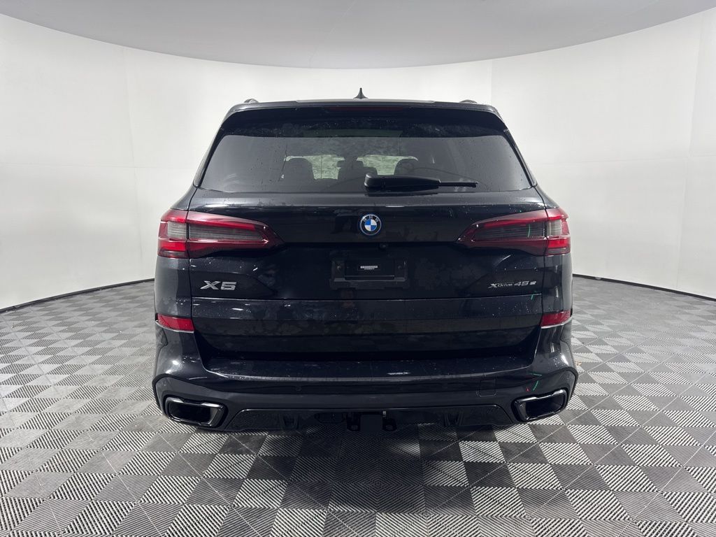 Thumbnail: 2022 BMW X5 - 6