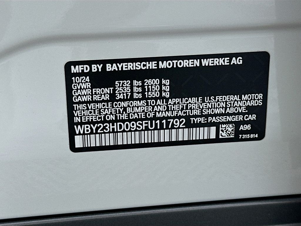 2025 BMW i4 eDrive40 24