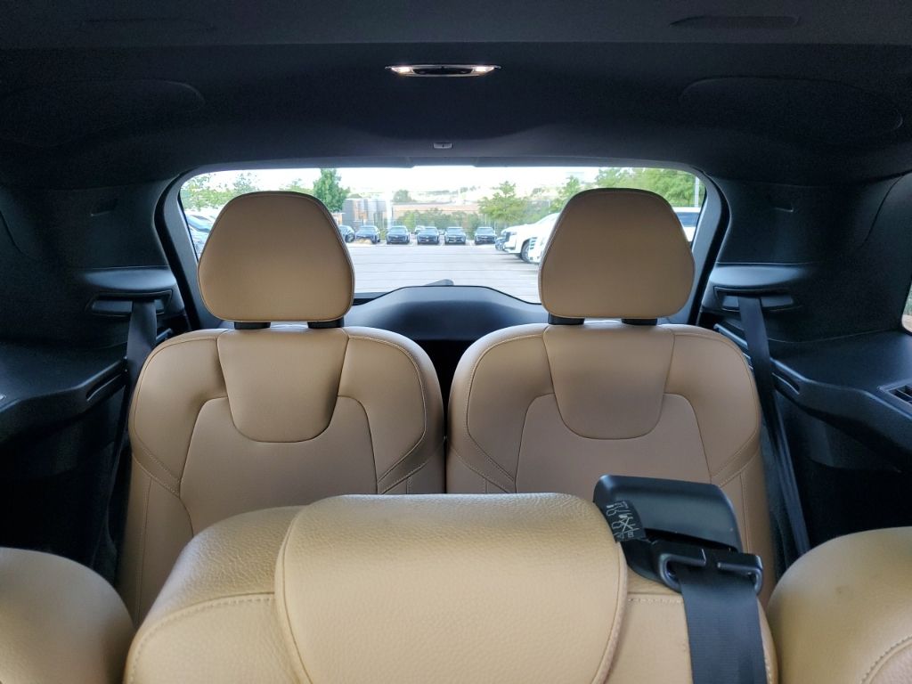 Used Car 2018 Volvo Xc90  T6 Momentum For Sale Under $20,000 In Austin, Texas