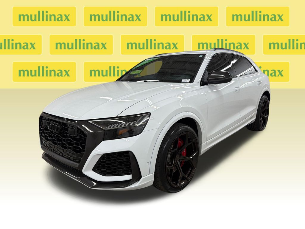 Used 2023  Audi 4.0T image 13